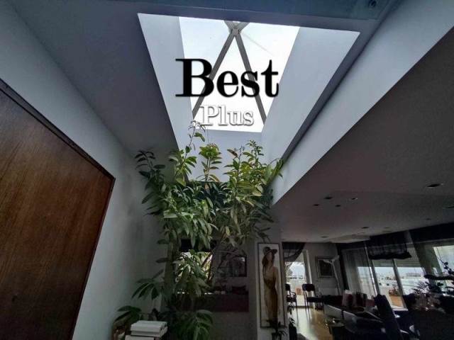 (For Sale) Residential Floor Apartment || Athens South/Glyfada - 250 Sq.m, 3 Bedrooms, 3.500.000€ 