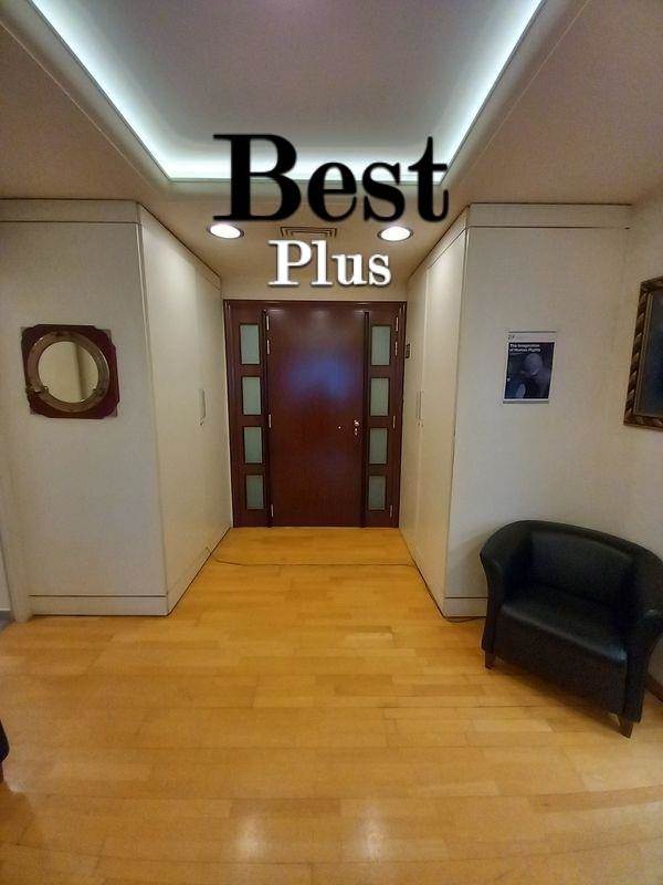 (For Sale) Commercial Office || Piraias/Piraeus - 221 Sq.m, 1.000.000€ 