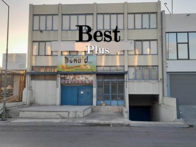 (For Rent) Commercial Building || Piraias/Agios Ioannis Renti - 3.100 Sq.m, 15.000€ 