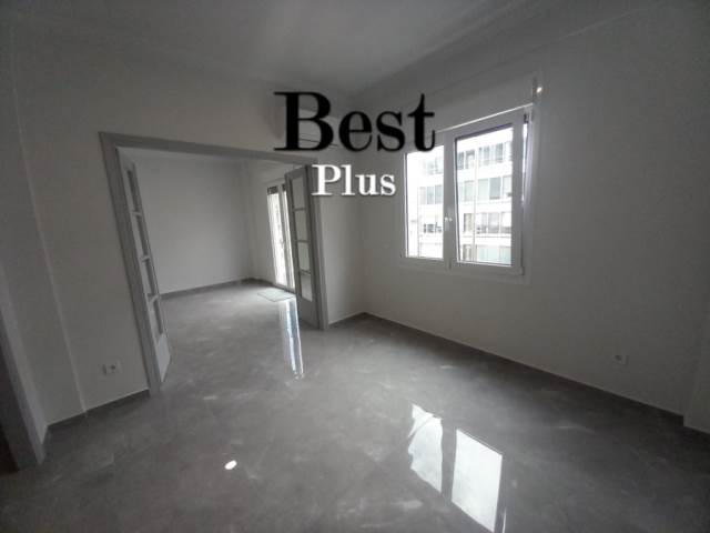 (For Rent) Commercial Commercial Property || Piraias/Piraeus - 70 Sq.m, 1.200€ 