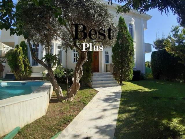 (For Rent) Residential Detached house || East Attica/Vari-Varkiza - 550 Sq.m, 5 Bedrooms, 6.000€ 