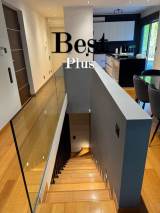 slide1 thumbnail