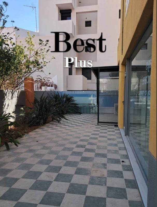 (Προς Ενοικίαση) Επαγγελματικός Χώρος Κατάστημα || Αθήνα Νότια/Γλυφάδα - 85 τ.μ, 2.300€ 